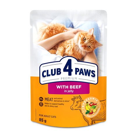 Club 4 Paws Premium wet cat food pouches in chicken, beef and salmon jelly varieties
